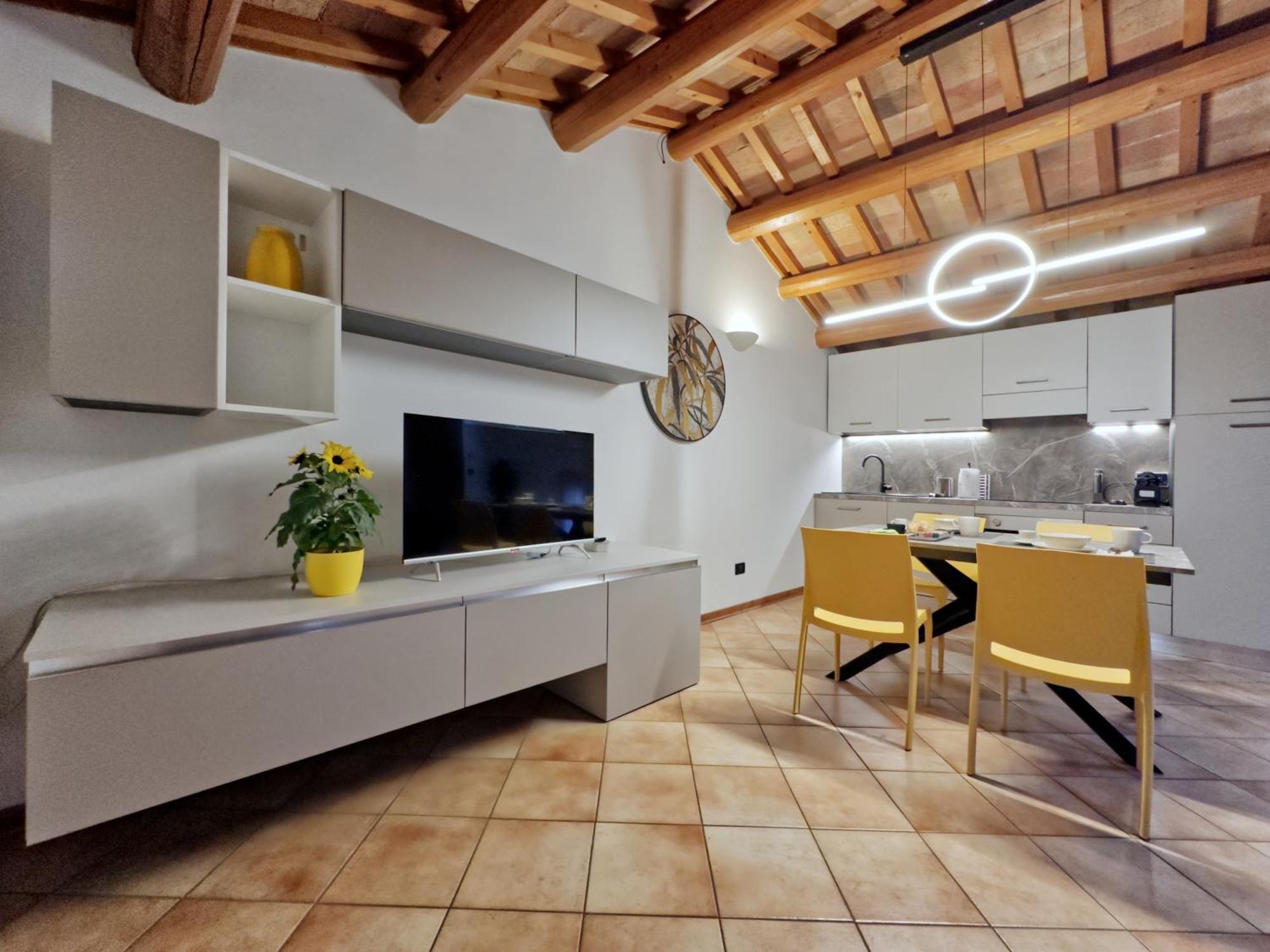 Ca' Dei Sogni Apartments Монтаняна Екстериор снимка